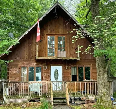 685 Bayview Drive, Constance Bay - Dunrobin - Kilmaurs - Woodlawn, On K0a 3m0