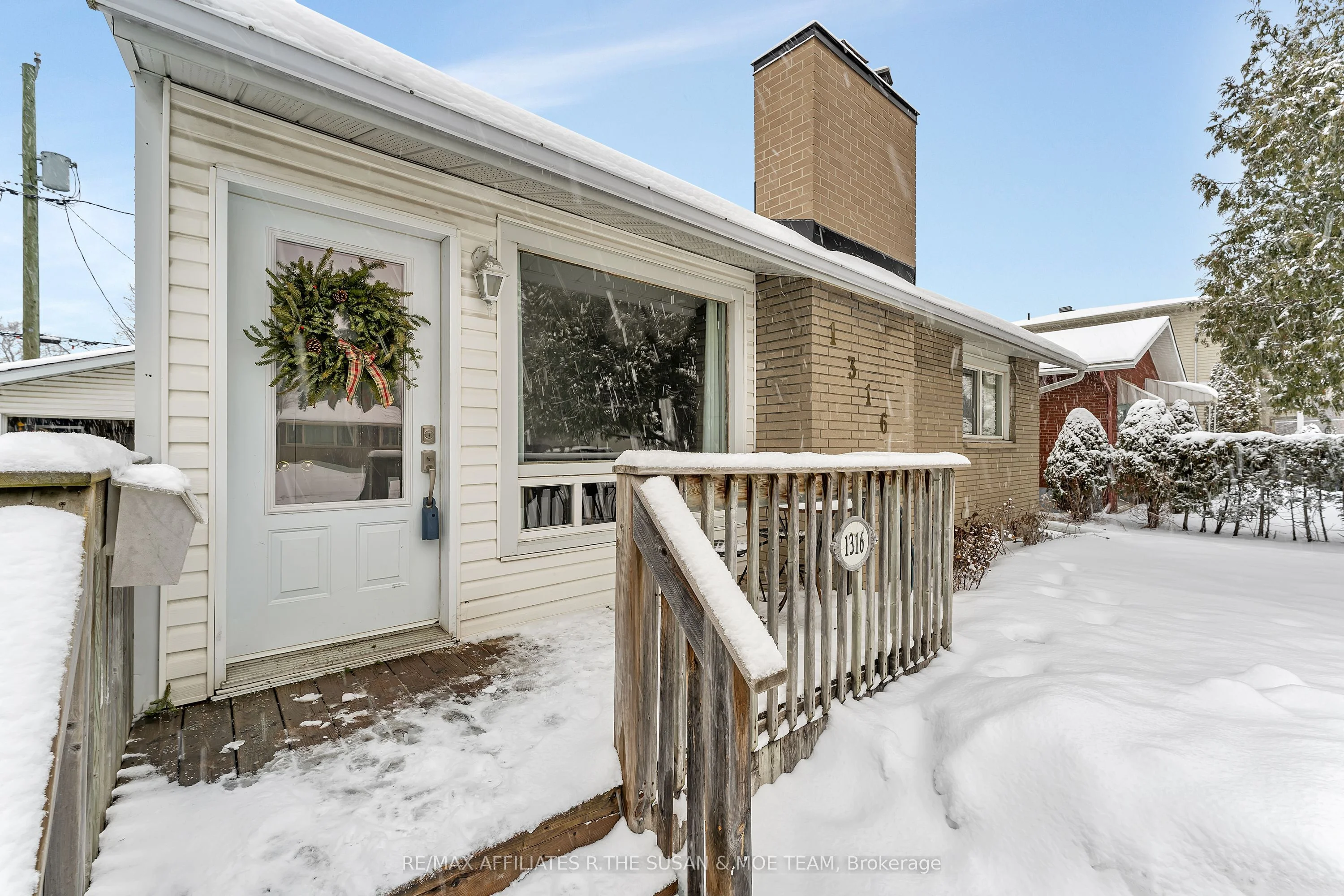 Detached in Alta Vista and Area