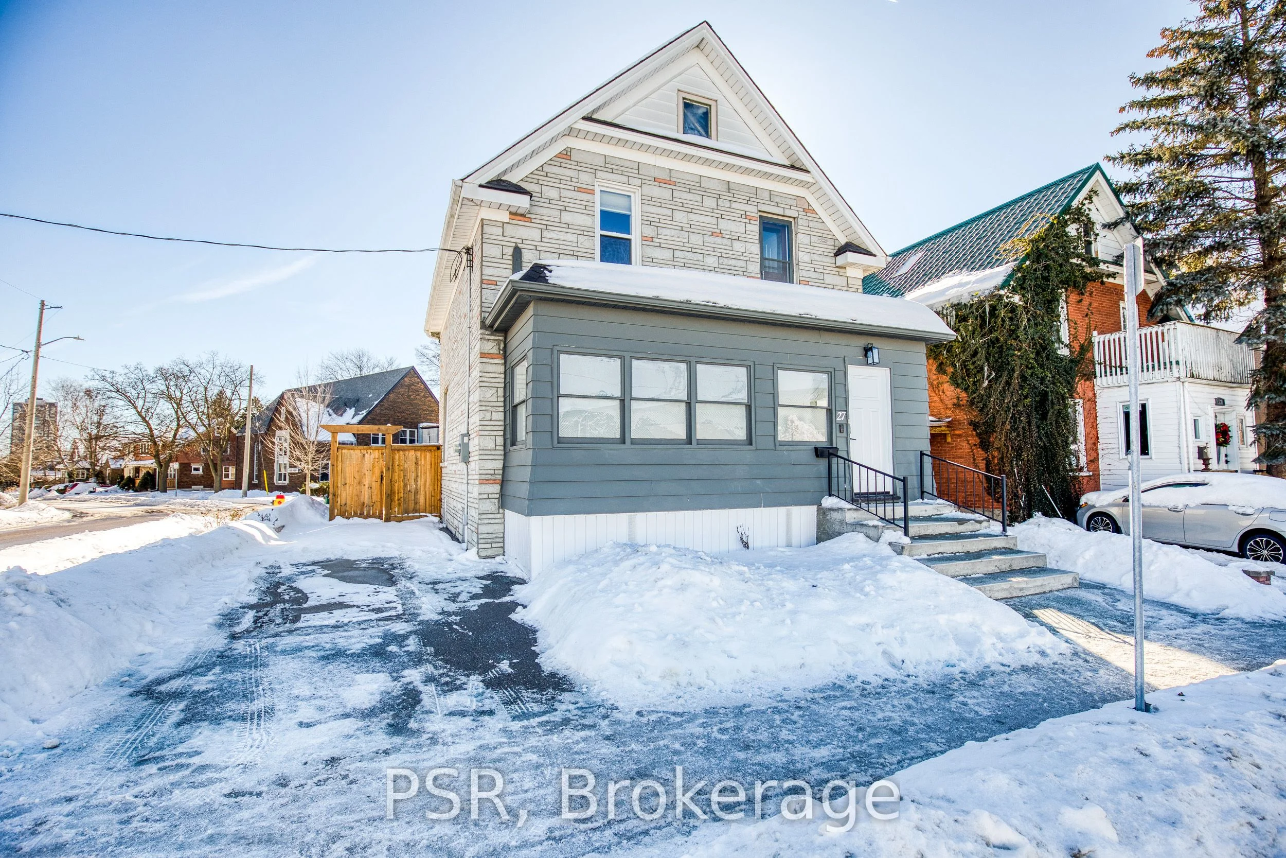 Detached in Waterloo