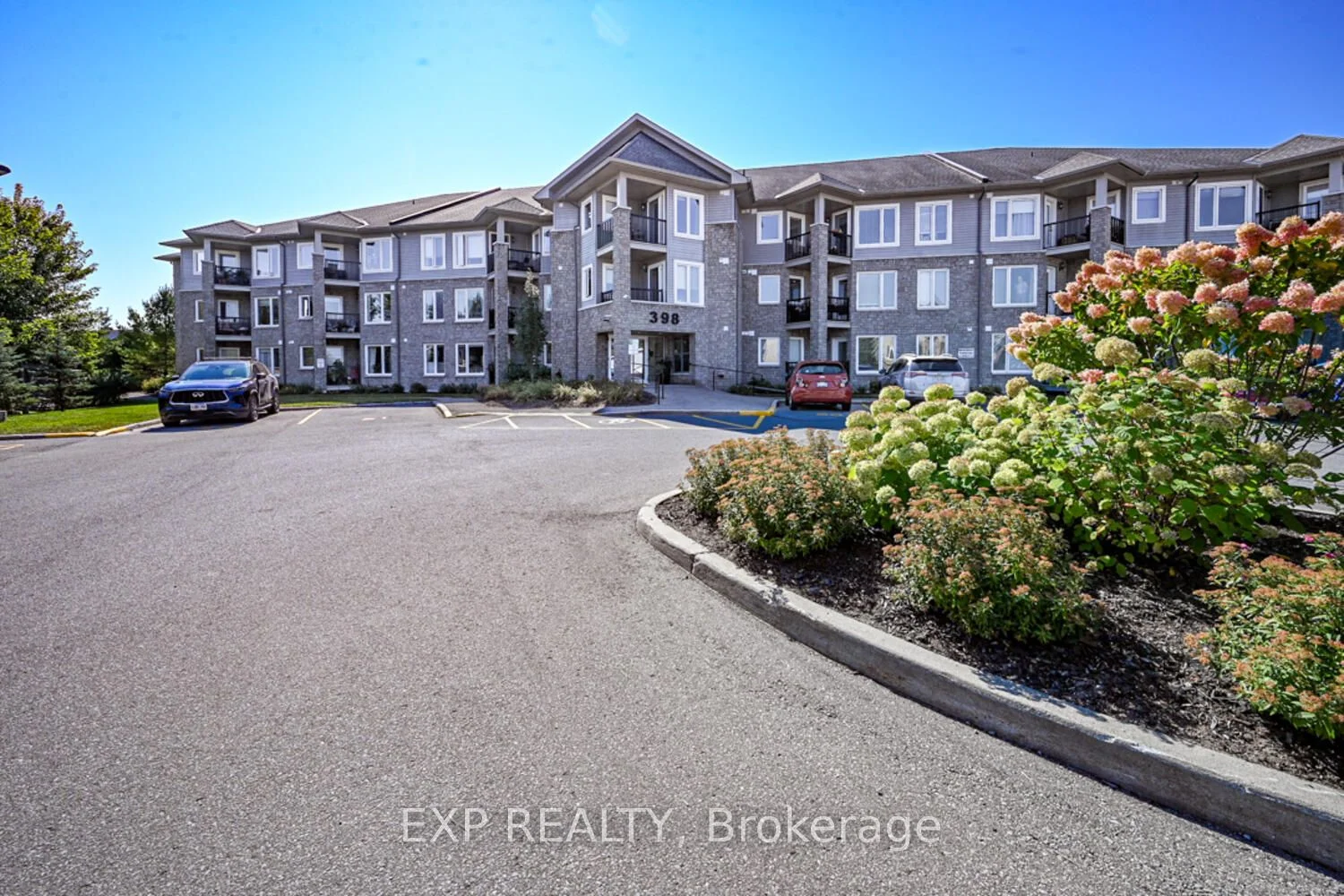 Condo Apartment in North Grenville