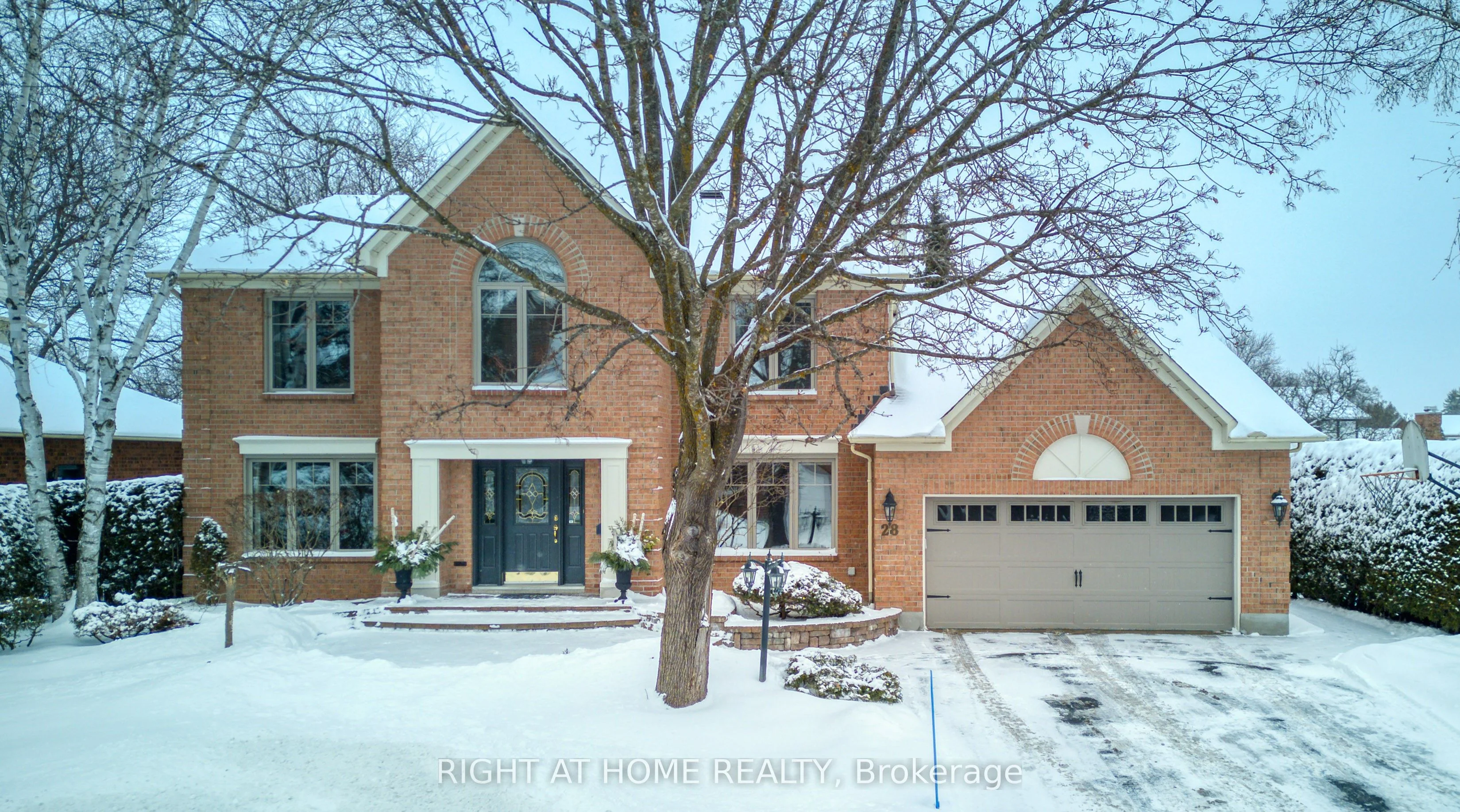Detached in Stittsville - Munster - Richmond