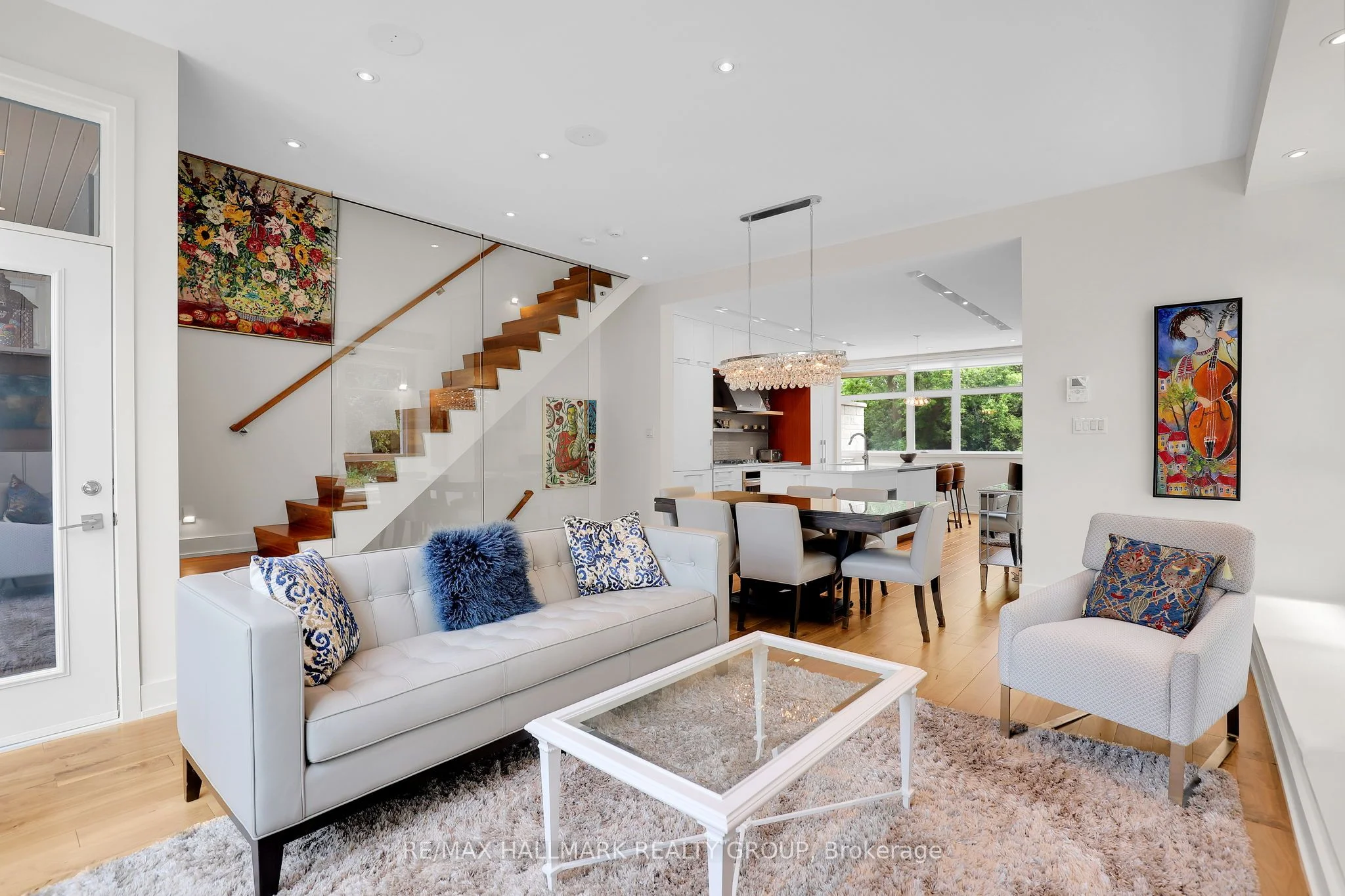 272 BEECHGROVE Avenue, Westboro - Hampton Park, ON K1Z 6R3