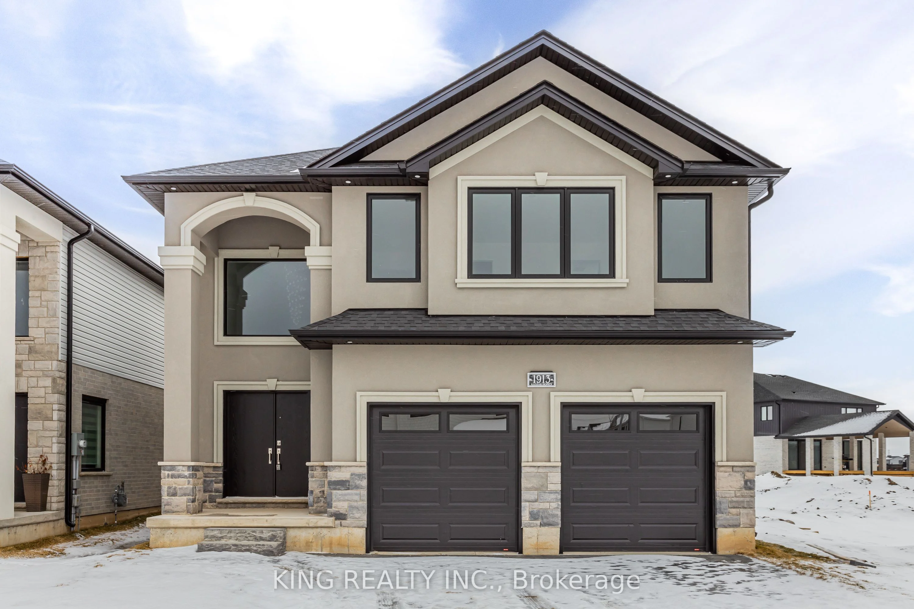 1913 Evans Boulevard E Upper, London South, On N6m 0k2