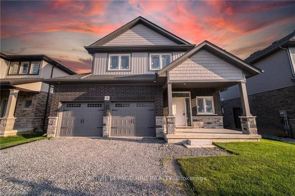Detached in Thorold