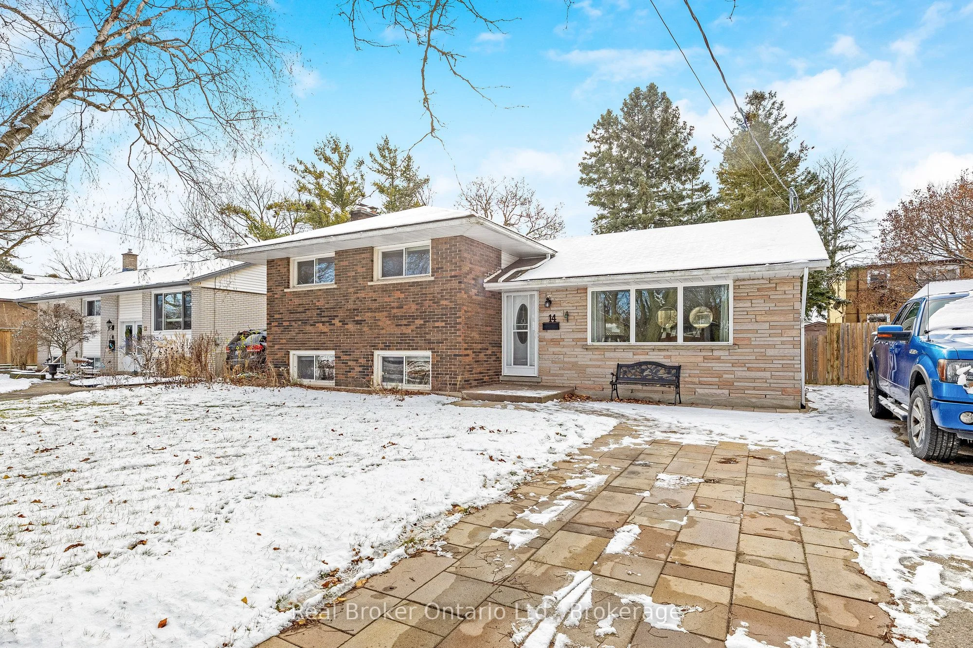 Detached in Guelph