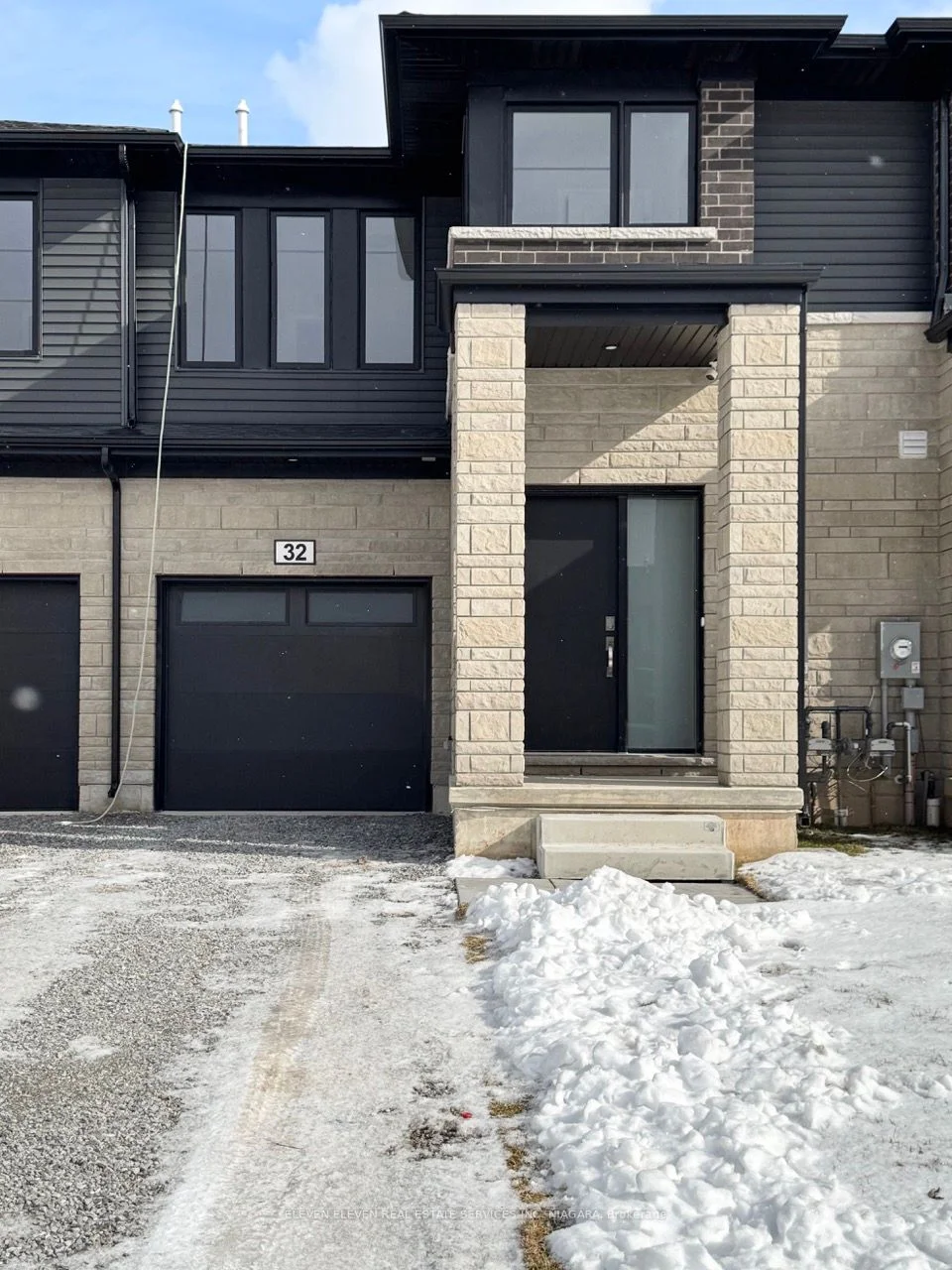 Att/Row/Townhouse in Thorold