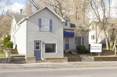 Detached in Asphodel-Norwood
