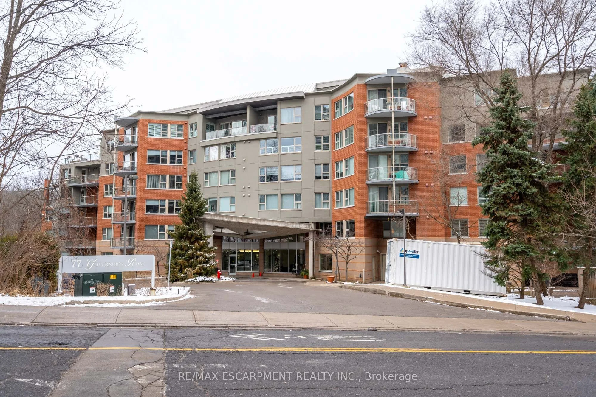 Condo Apartment in Hamilton