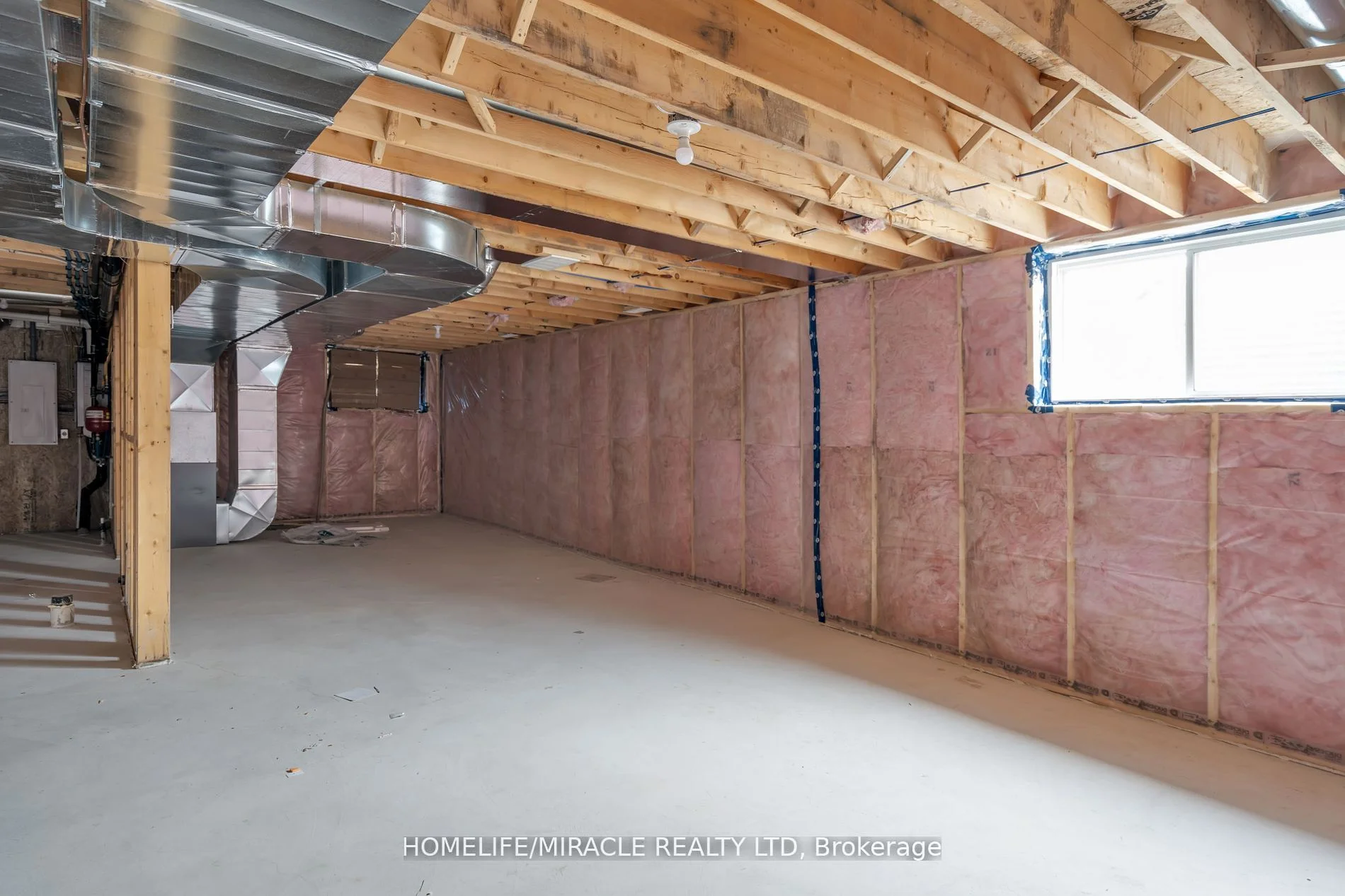 115 Jefferson Street W, Lucan Biddulph, On N0m 2j0