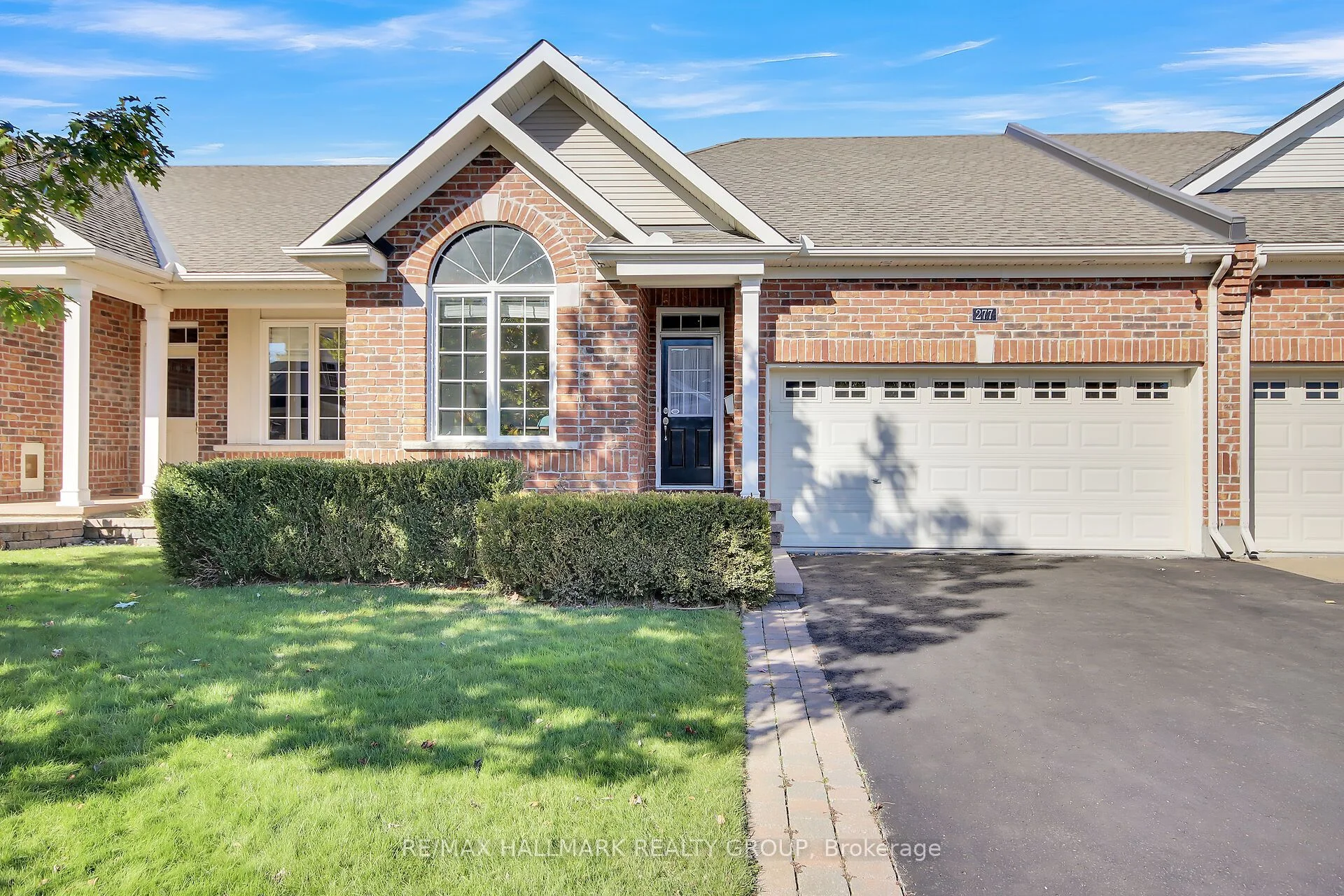 Att/Row/Townhouse in Barrhaven