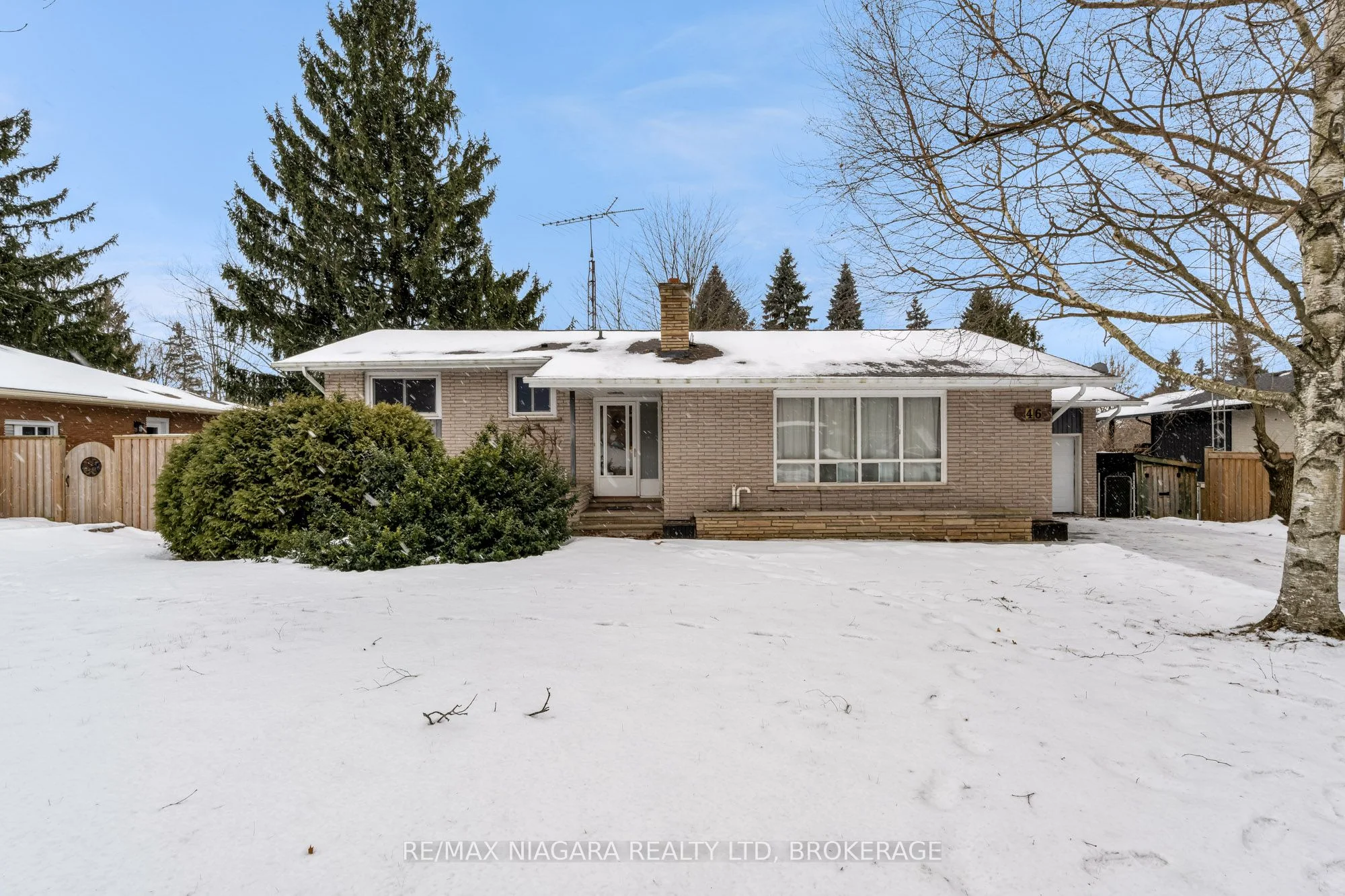 Detached in Pelham