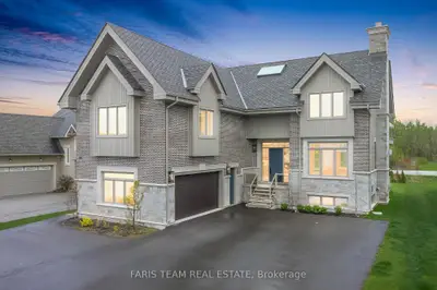 Detached in Blue Mountains