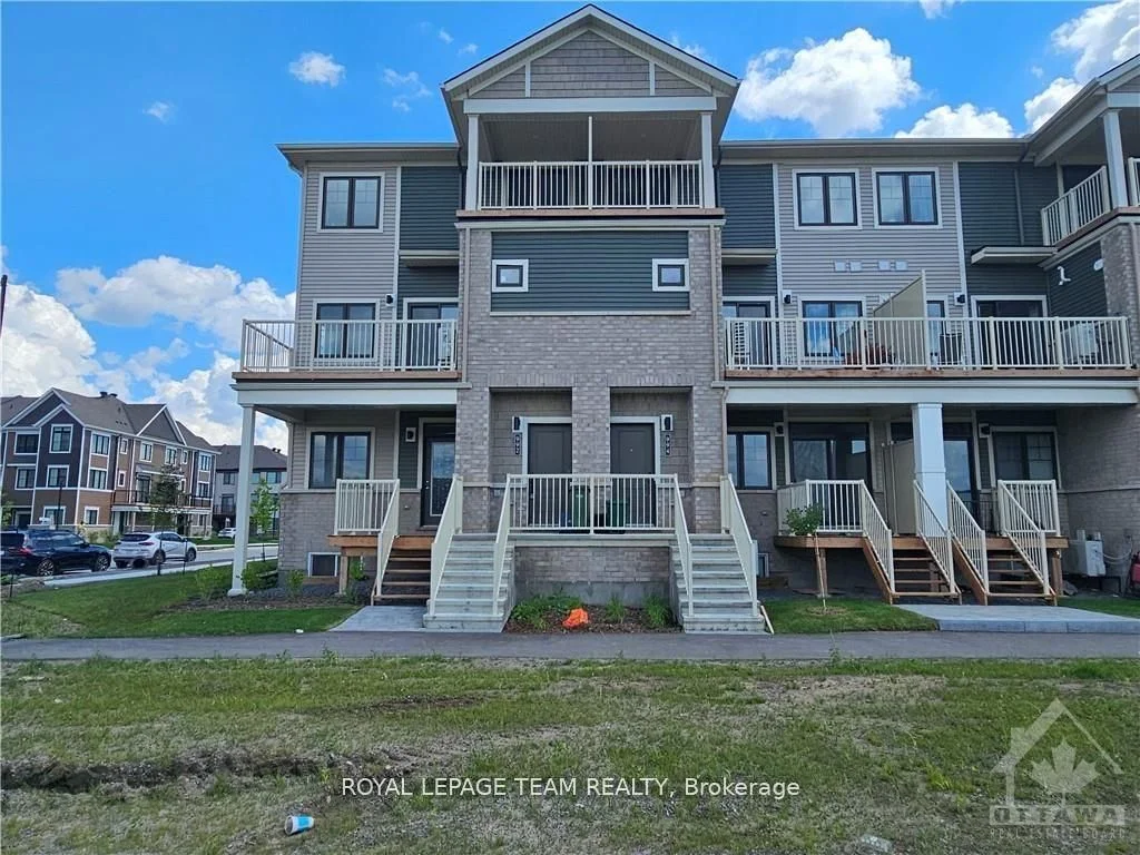Condo Townhouse in Barrhaven
