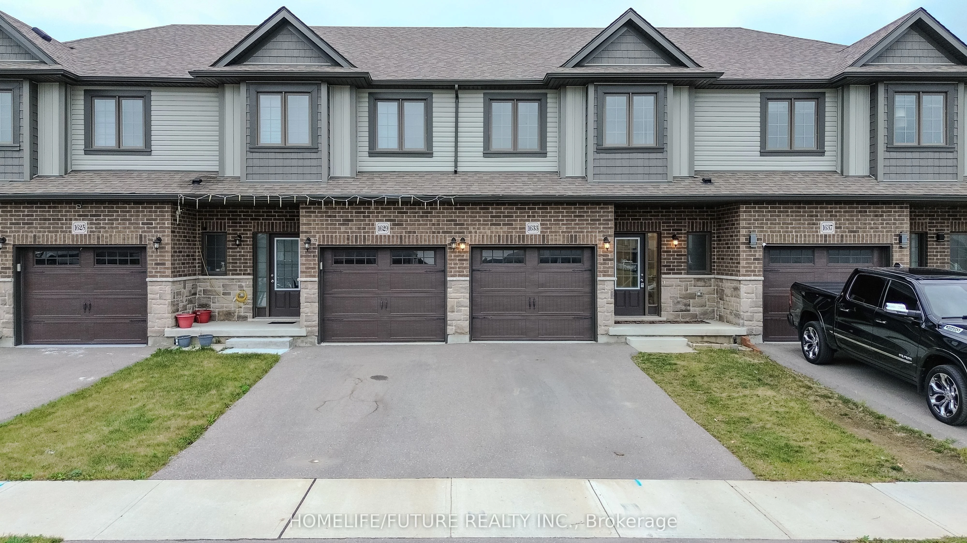1633 Dunkirk Avenue, Woodstock, On N4t 0l7