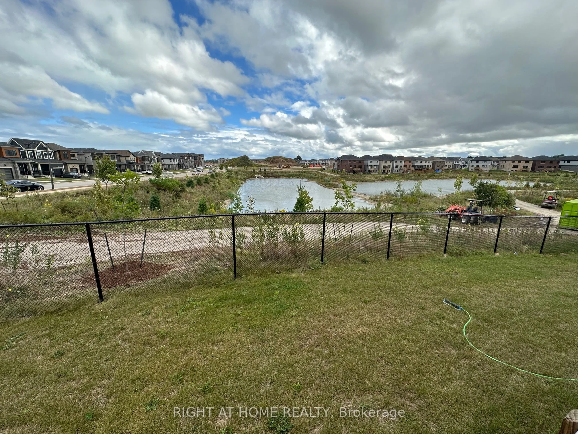 Detached in Brantford