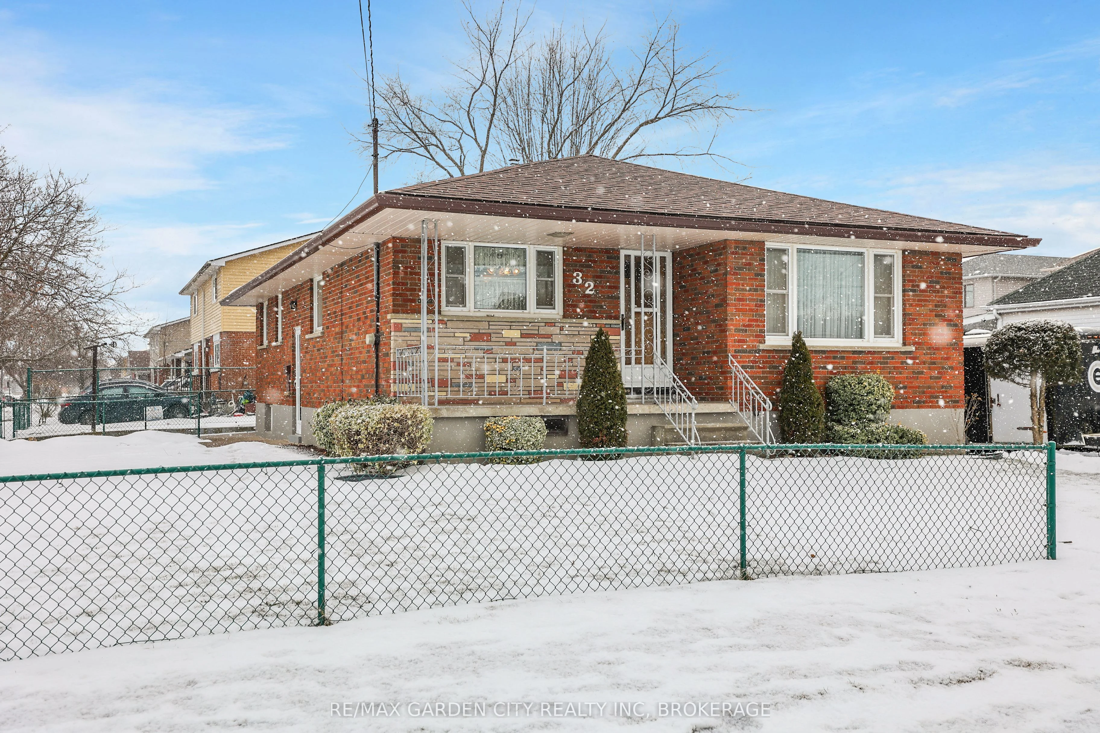 Detached in Welland
