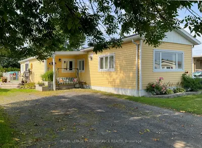 MobileTrailer in East Hawkesbury