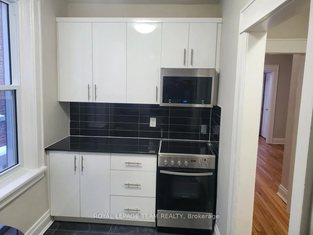 407 ELGIN Street 15, Ottawa Centre, ON K2P 1N2
