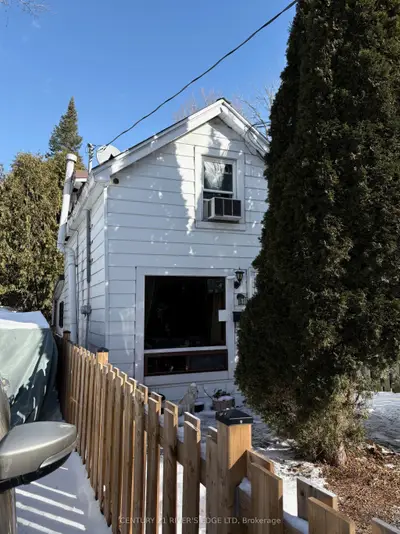 25 Edward Street, Brockville, On K6v 5k2