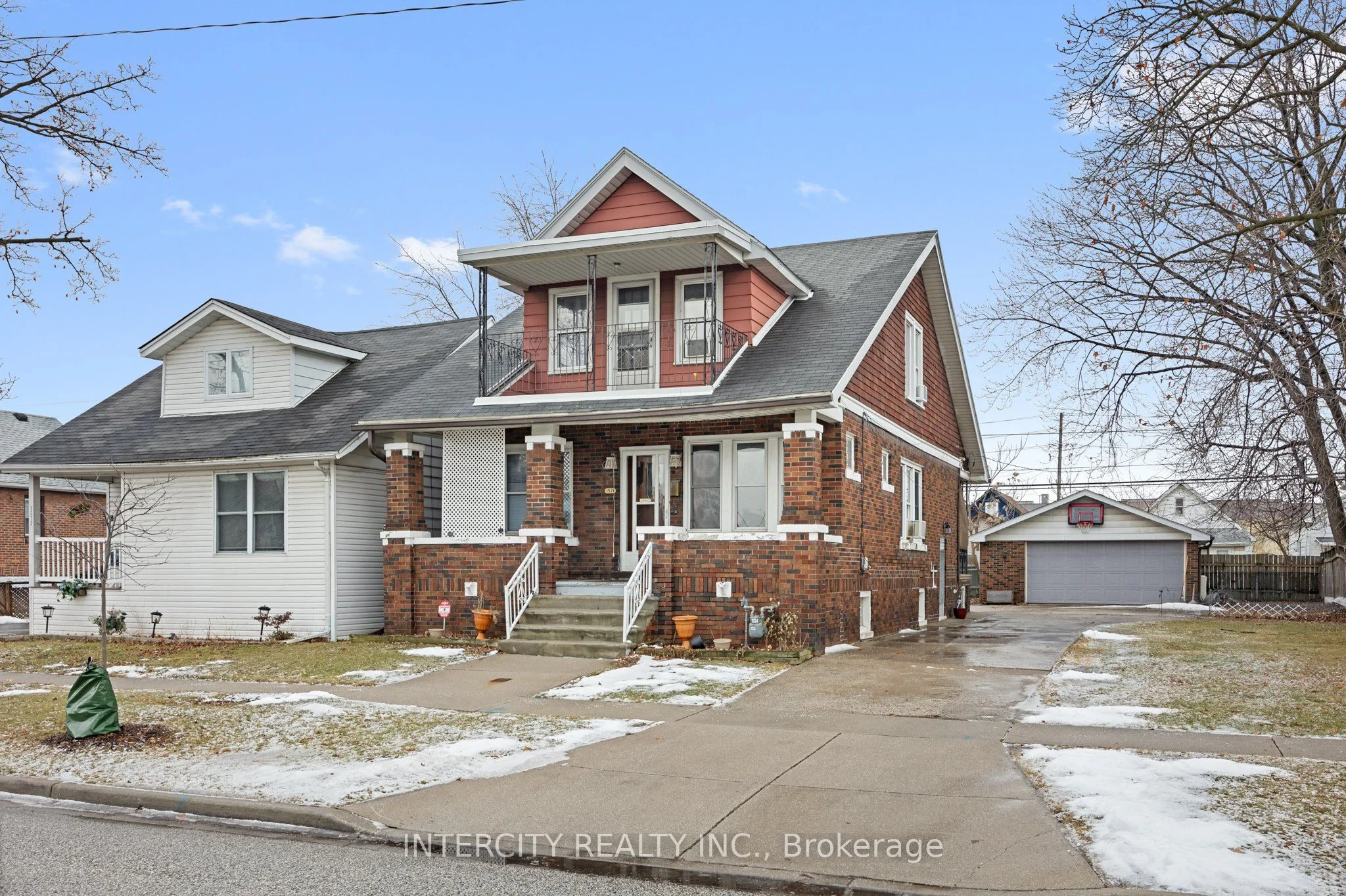 Duplex in Windsor