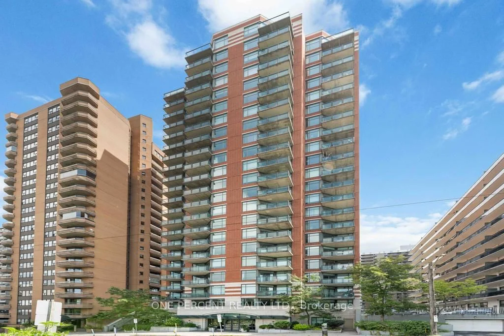 570 Laurier Avenue 1802, Ottawa Centre, On K1r 1c8