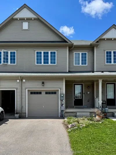 Att/Row/Townhouse in Niagara Falls