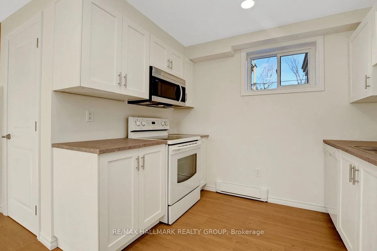 741 Claude Street B, Overbrook - Castleheights and Area, ON K1K 2S1