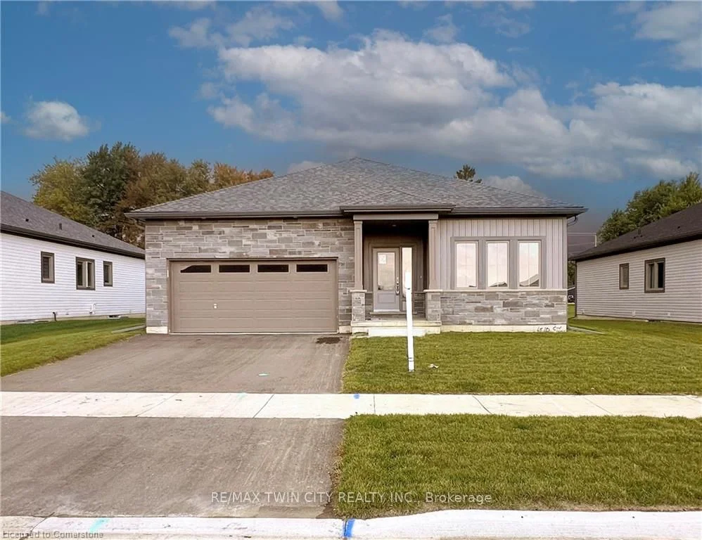Detached in North Perth