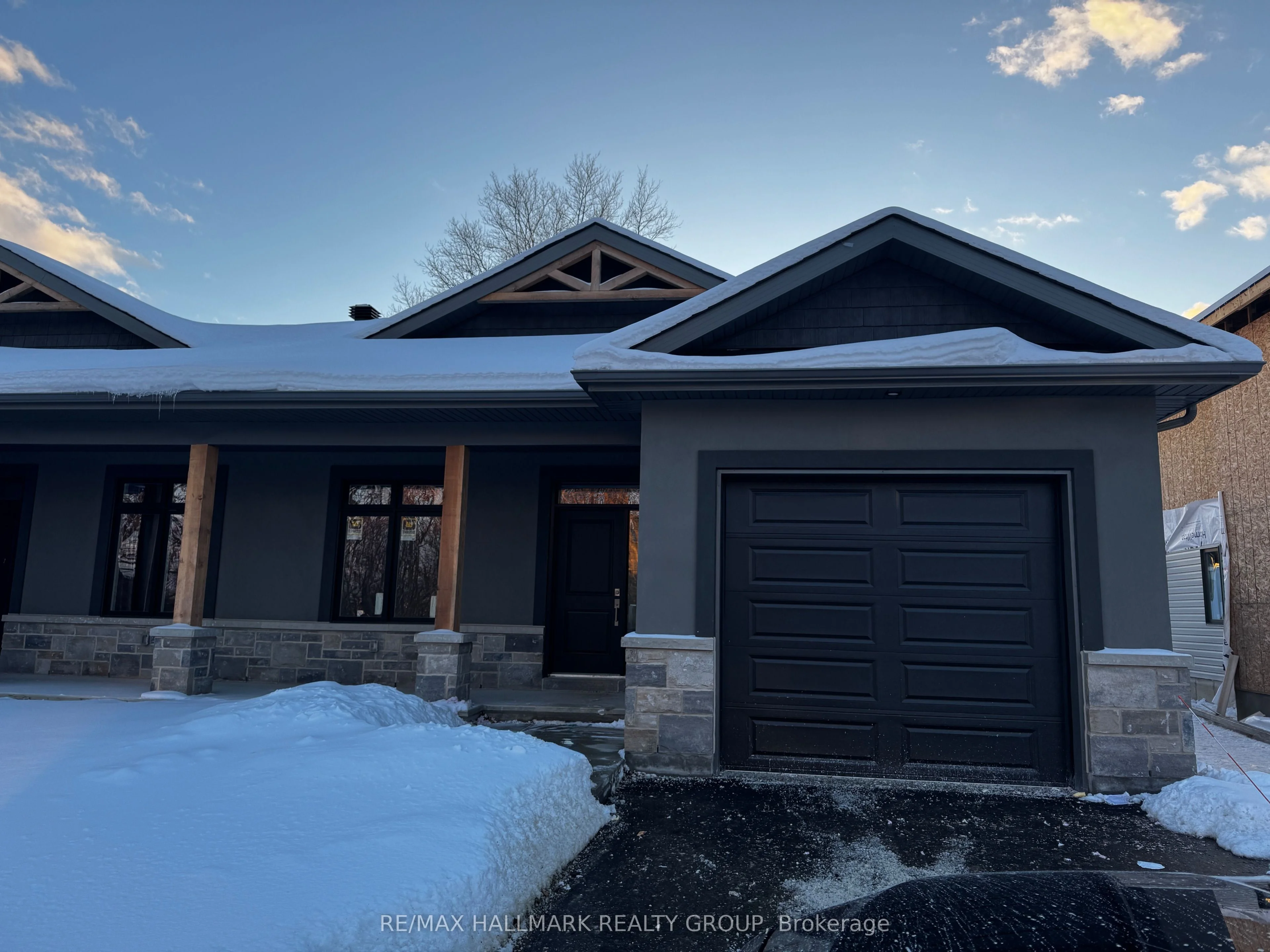 Semi-Detached in Brockville