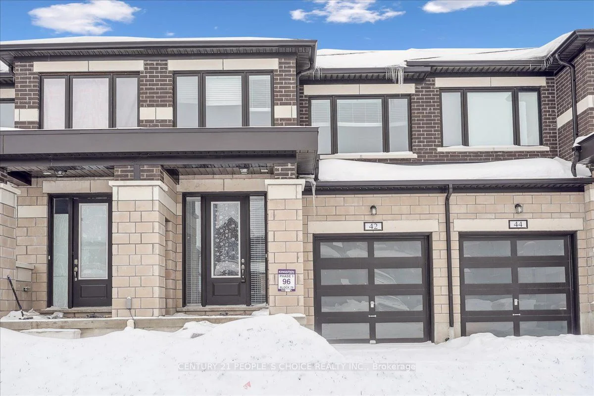 42 Corley Street, Kawartha Lakes, On K9v 6c2