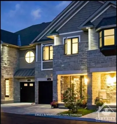 Att/Row/Townhouse in Mooneys Bay - Carleton Heights and Area