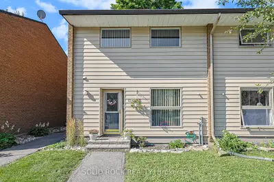 13 Carmichael Court, Kanata, On K2k 1k1