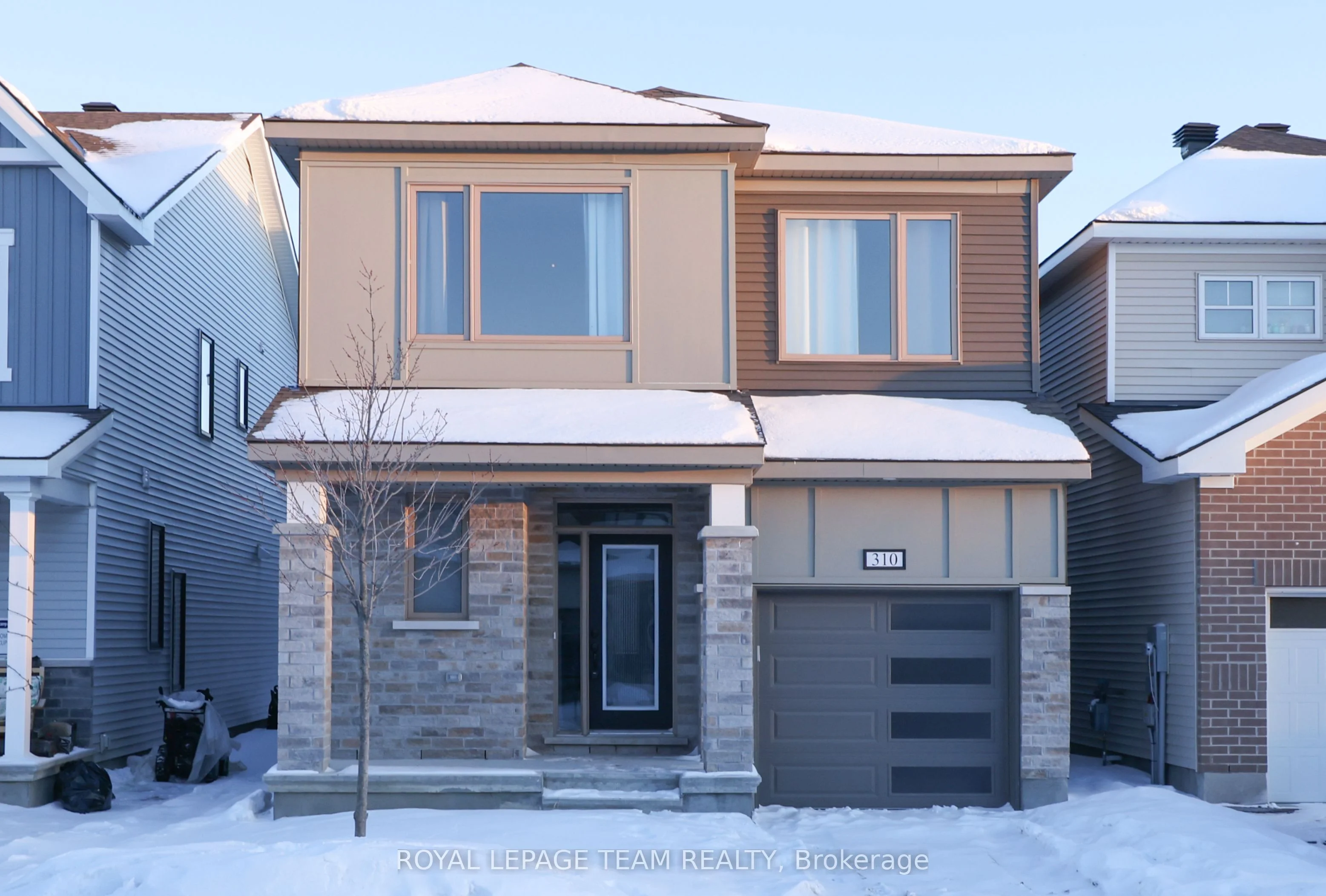 Detached in Stittsville - Munster - Richmond
