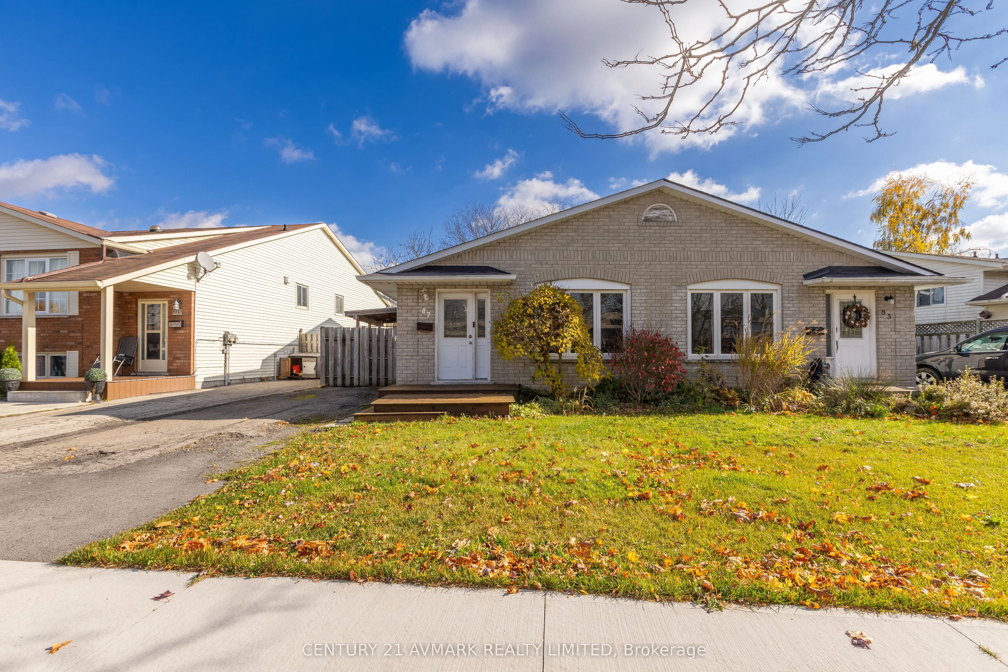 Semi-Detached in Welland