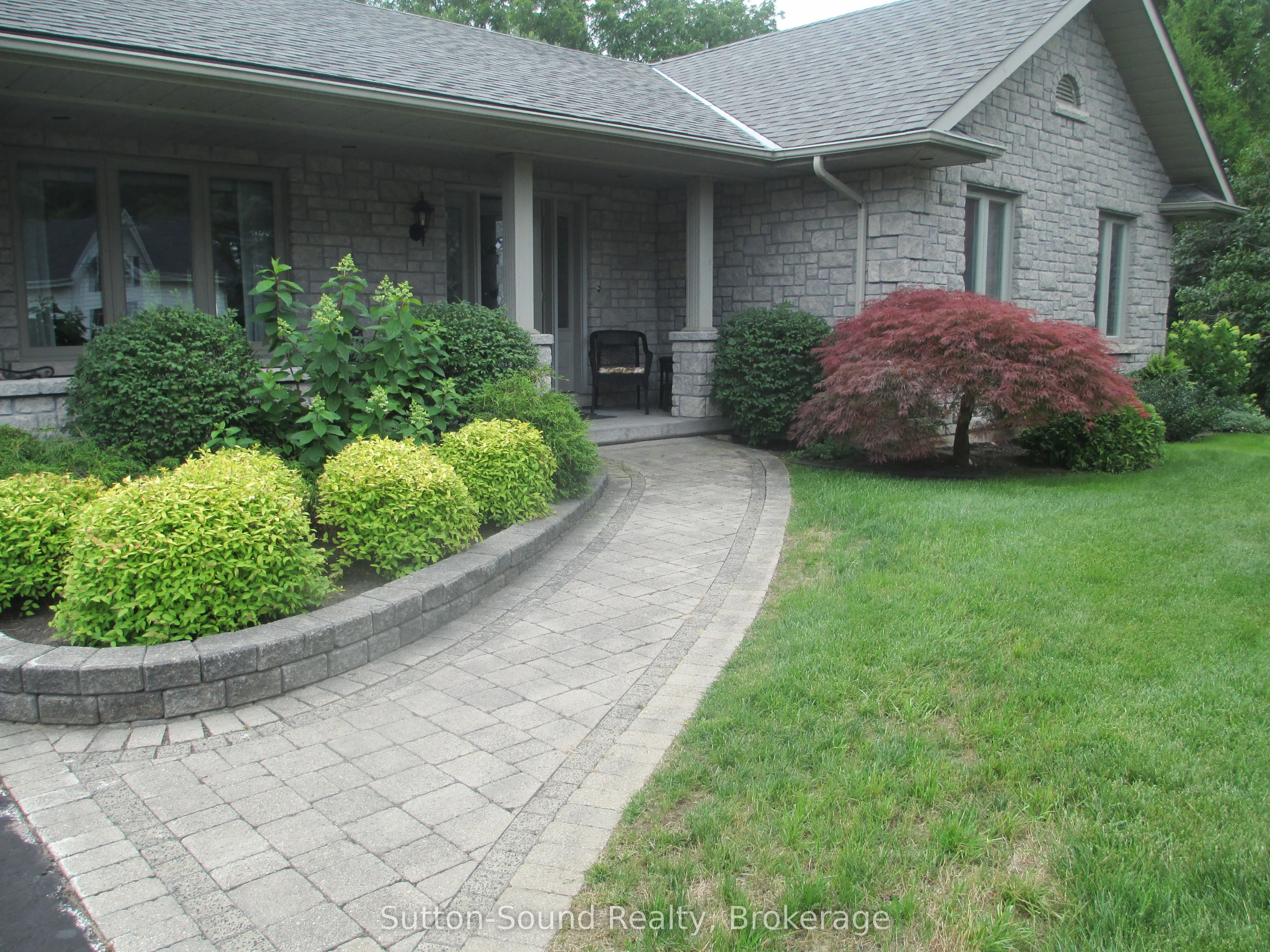 Detached in Owen Sound