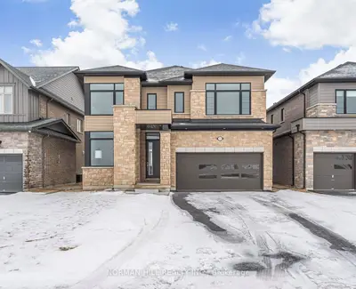 704 Daimler Parkway, Welland, On L3b 0h2