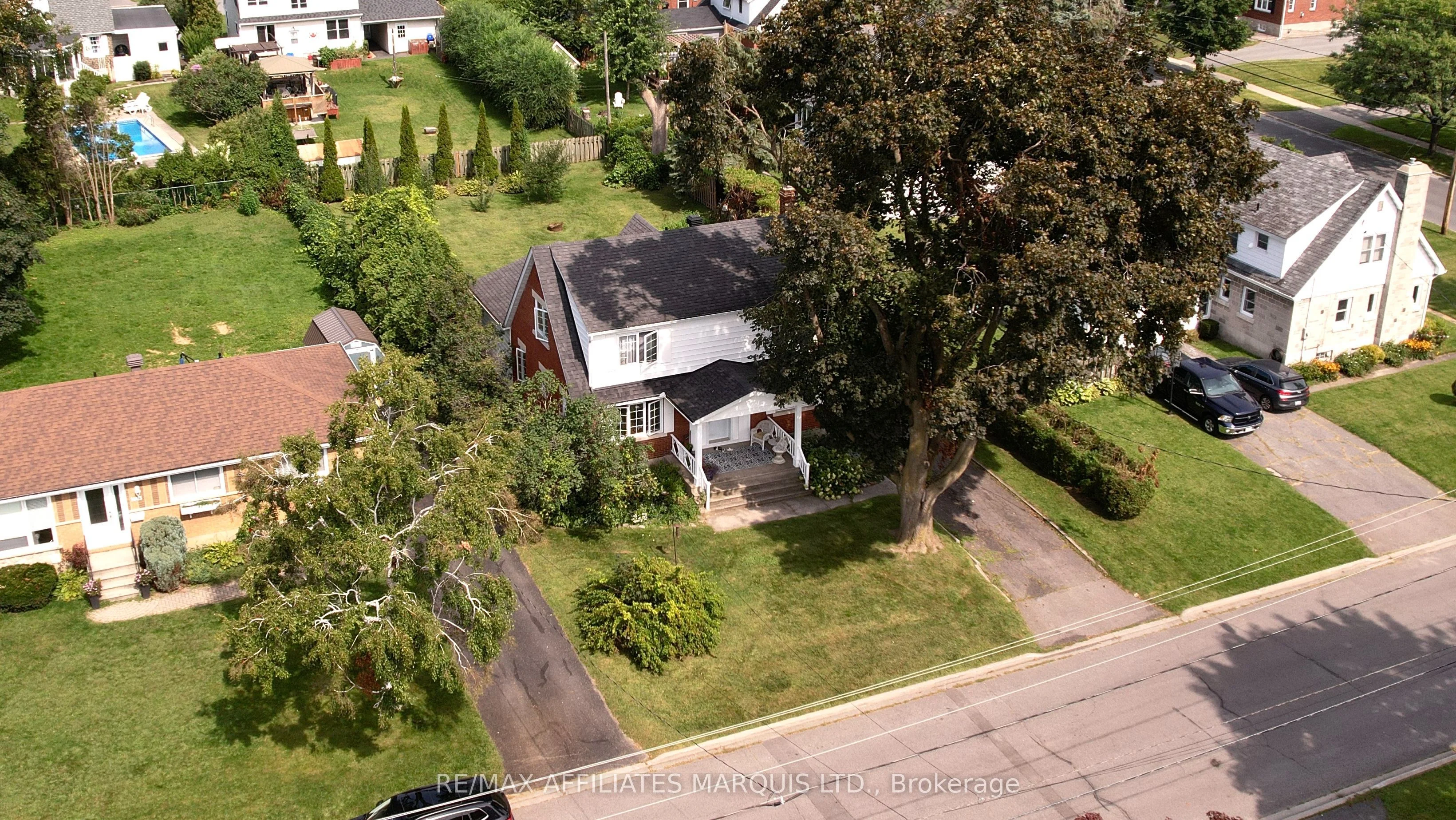 Detached in Cornwall