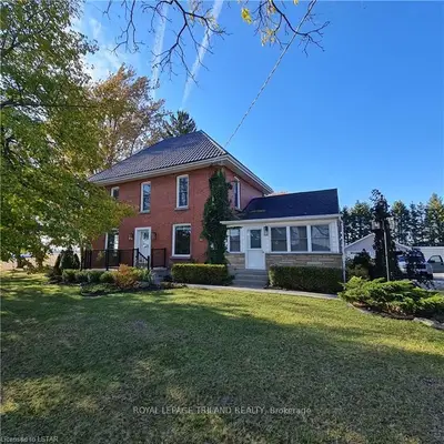 Detached in Chatham-Kent