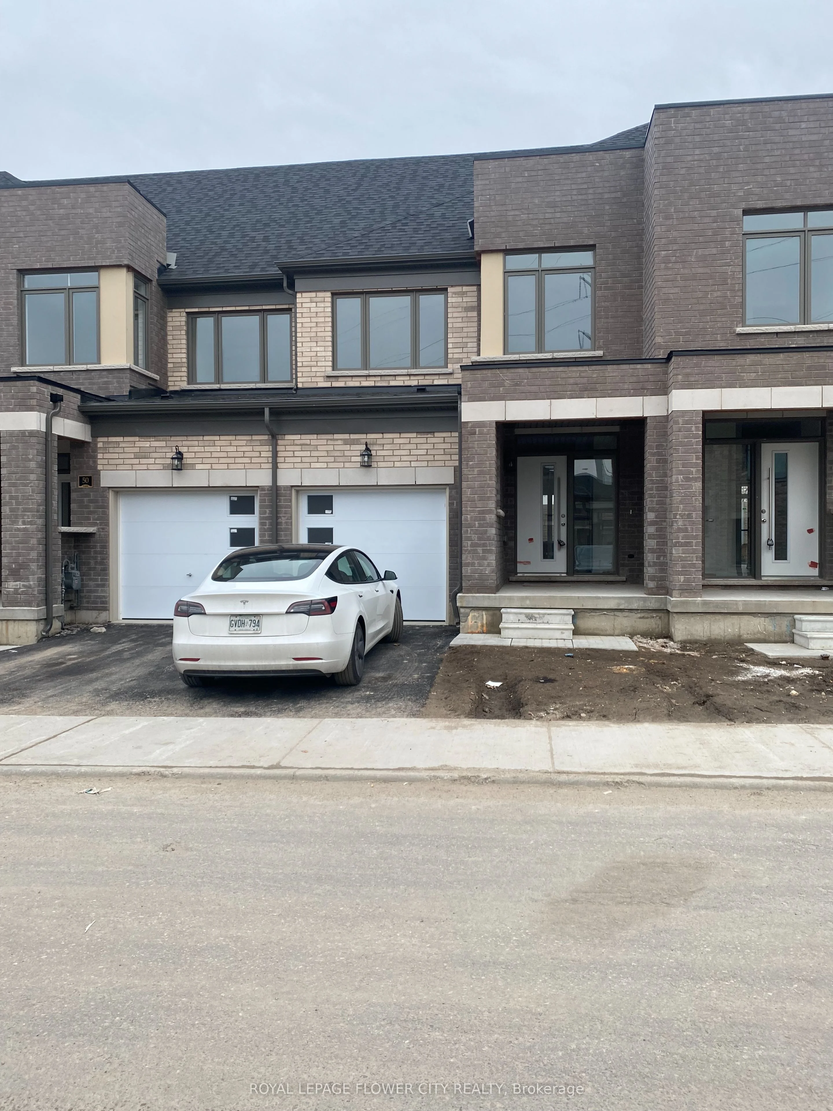 Att/Row/Townhouse in Guelph