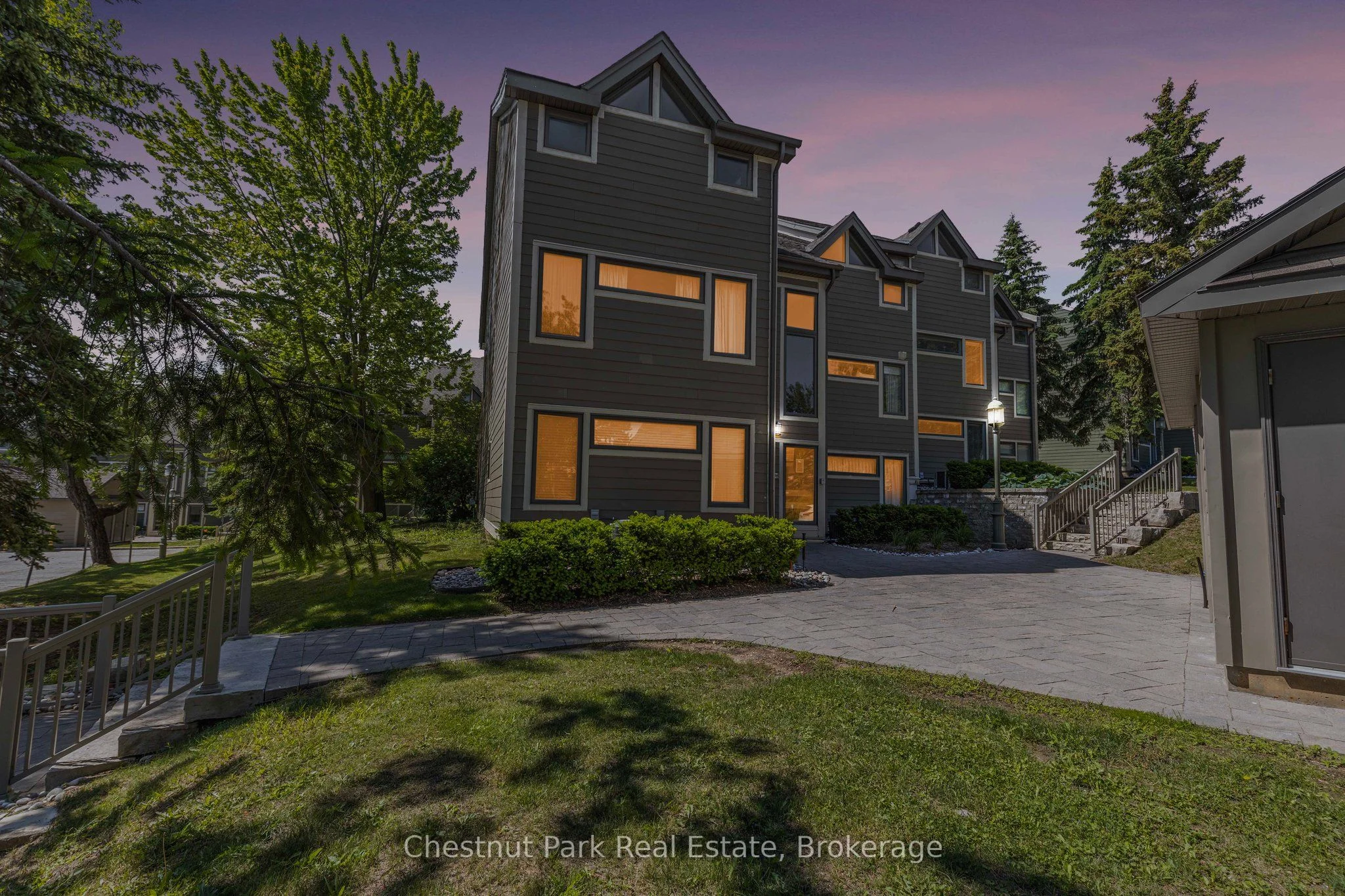 Condo Townhouse in Blue Mountains