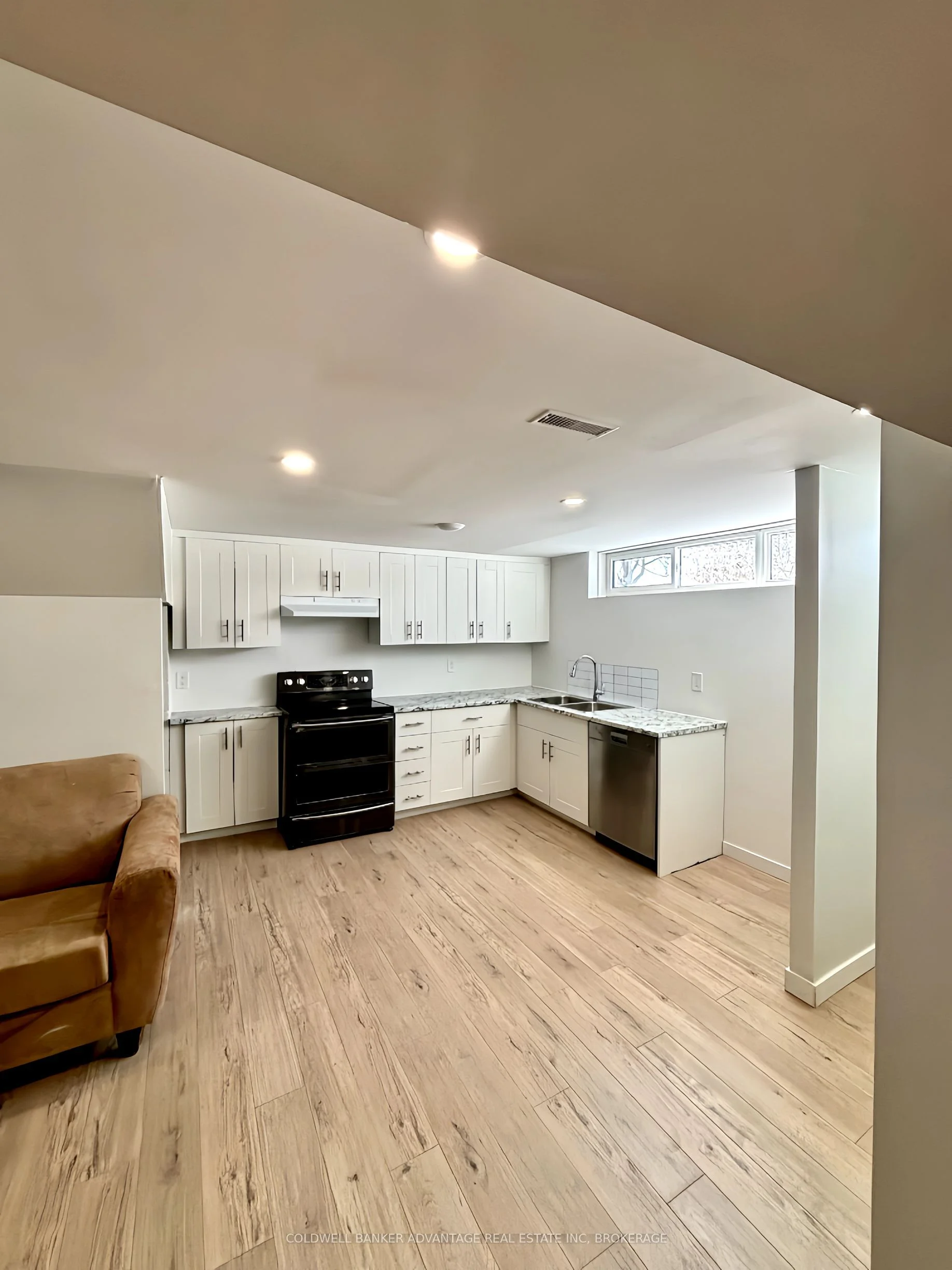 102 Wellington Street 1, Welland, On L3b 1b3