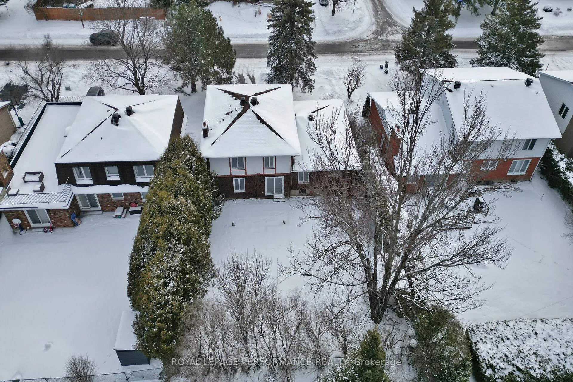 21 Nancy Avenue, South of Baseline to Knoxdale, ON K2H 8L3