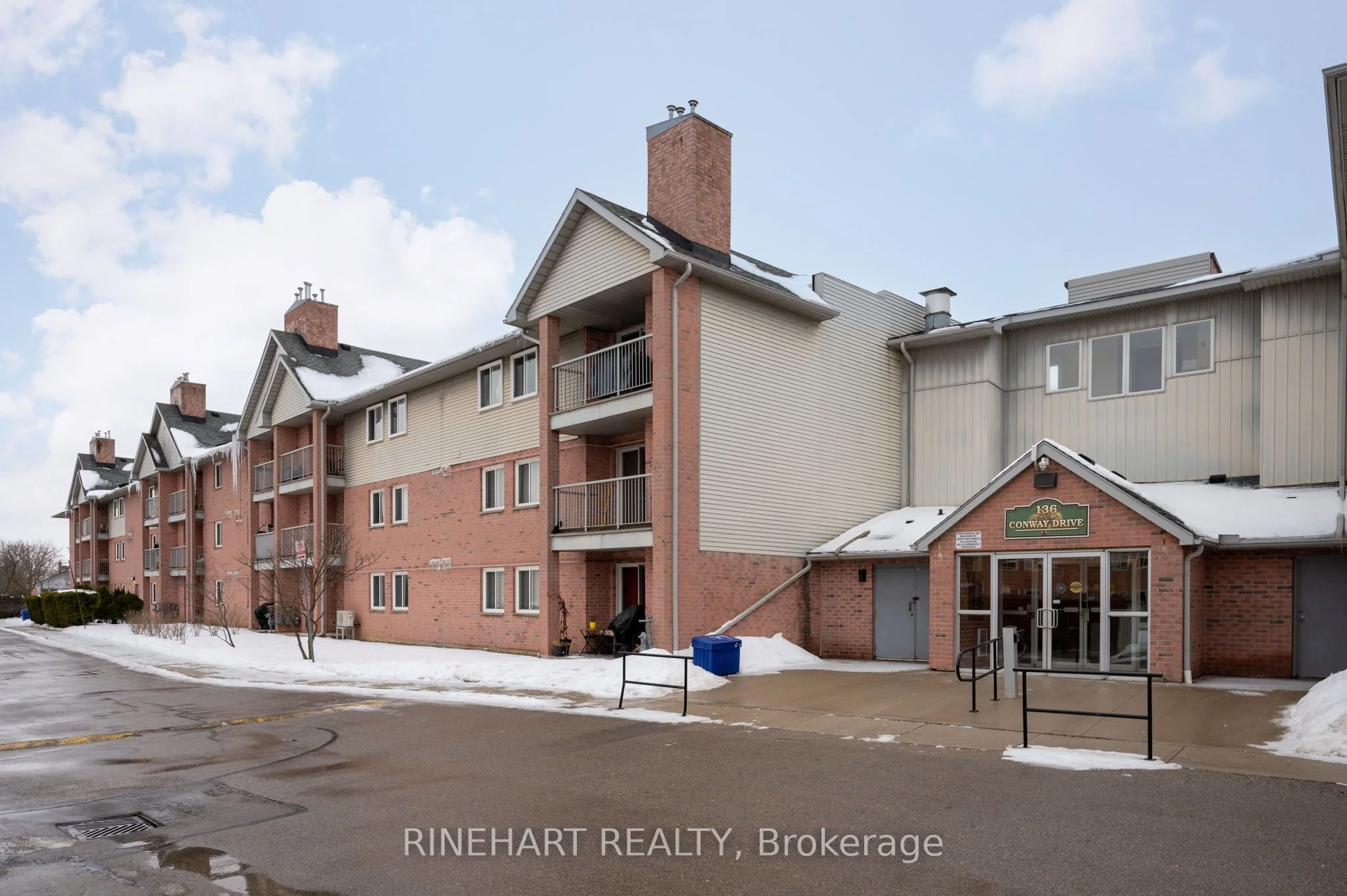 136 Conway Drive 63, London South, On N6e 3n1