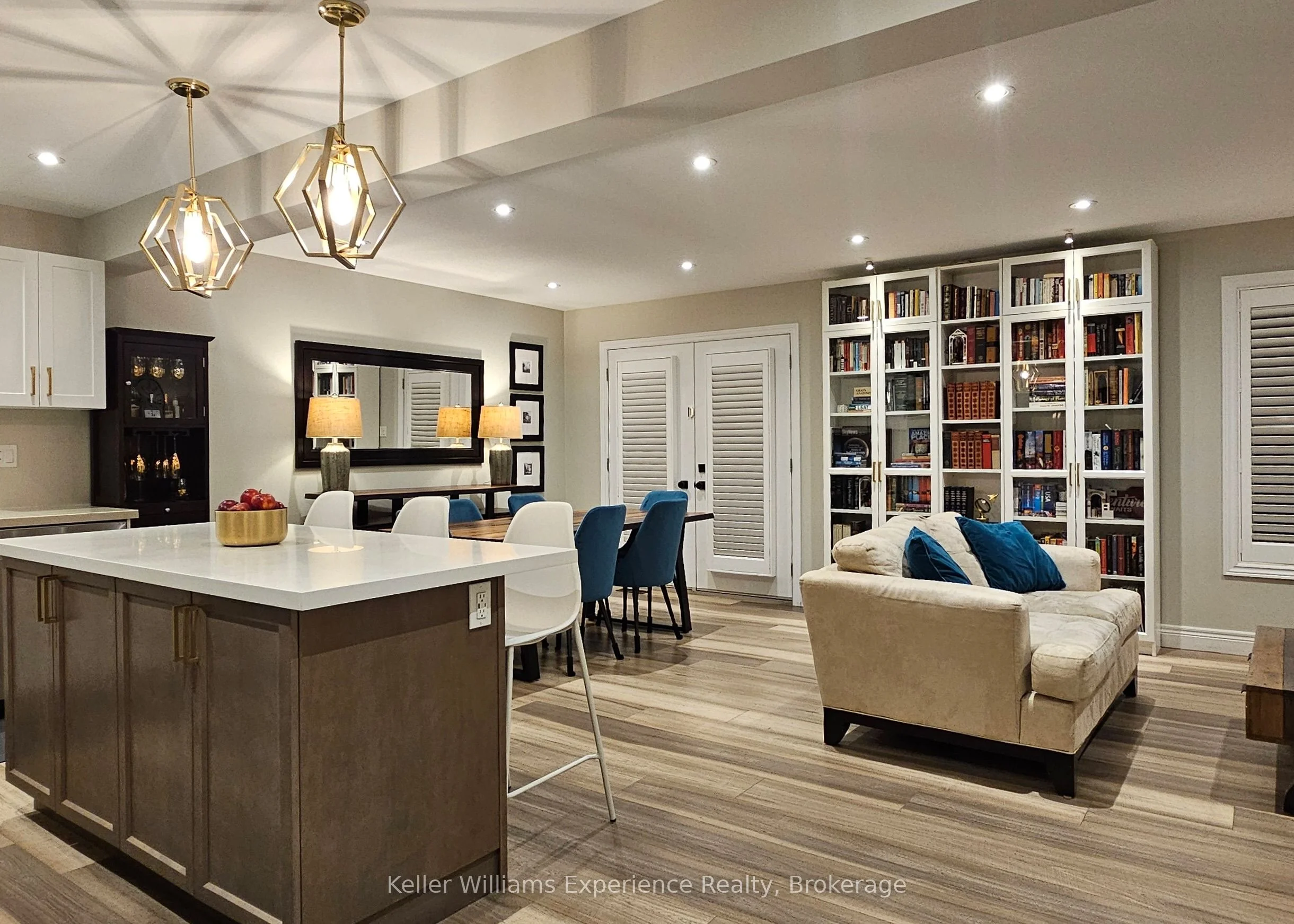 Detached in Bracebridge