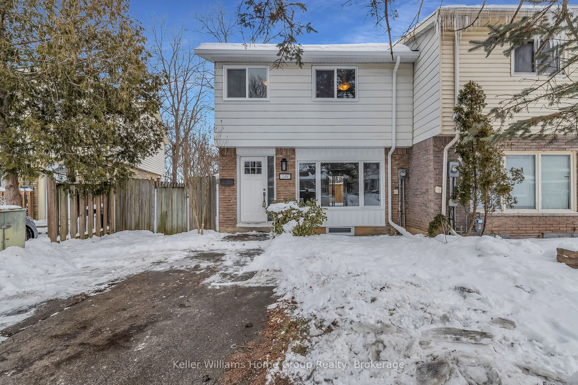 Att/Row/Townhouse in Cambridge