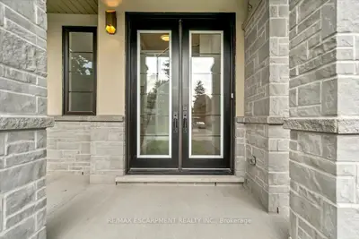 Detached in Hamilton