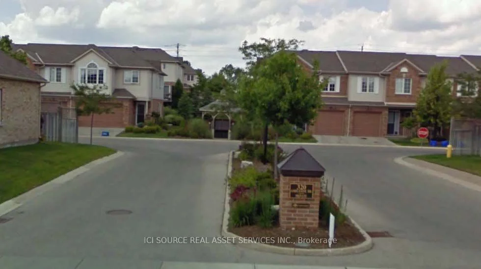 Condo Townhouse in London North
