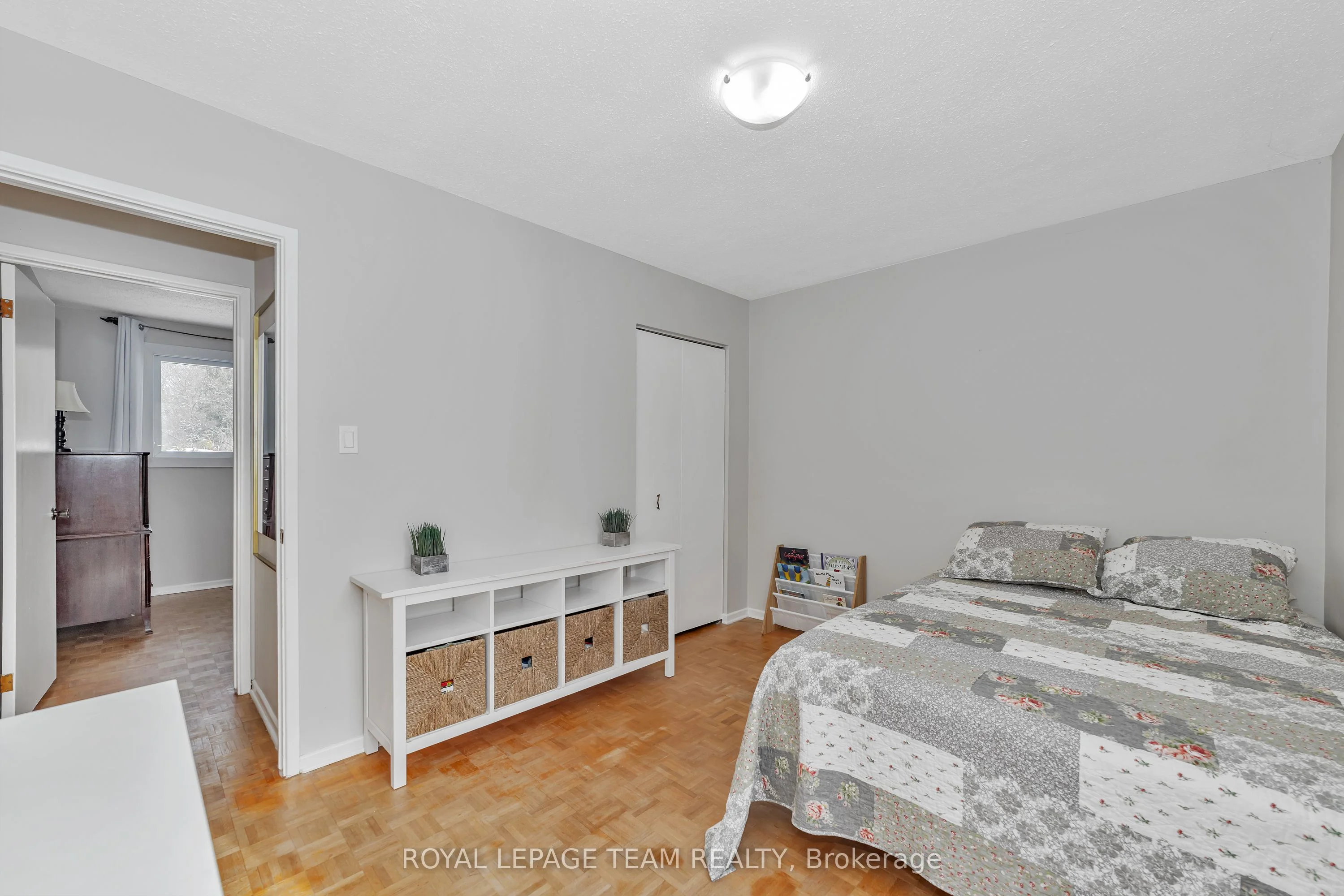 26 Cockburn Street, Stittsville - Munster - Richmond, ON K0A 2Z0
