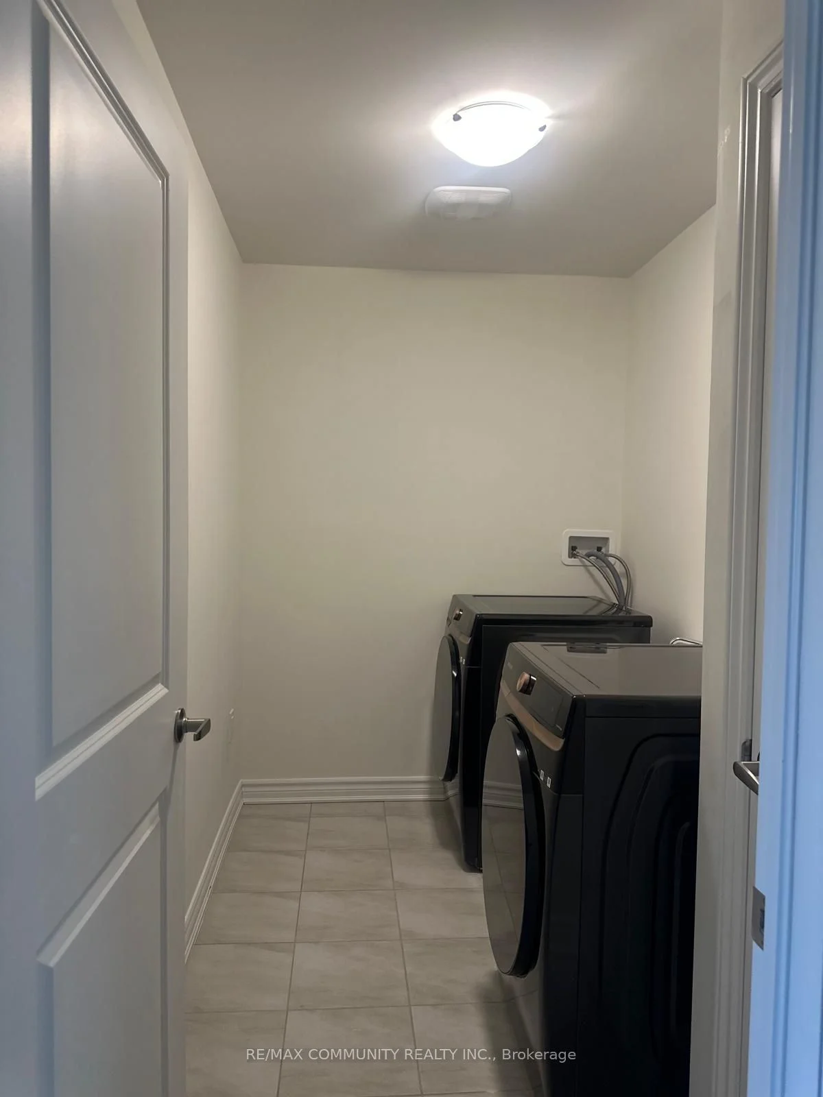 43 Beretta Street, Tillsonburg, ON N4G 0J7