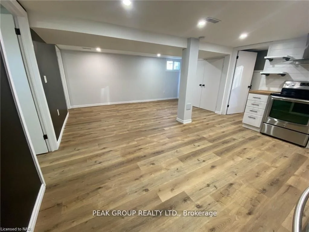 49 CHURCH Street, Port Colborne, ON L3K 2M3